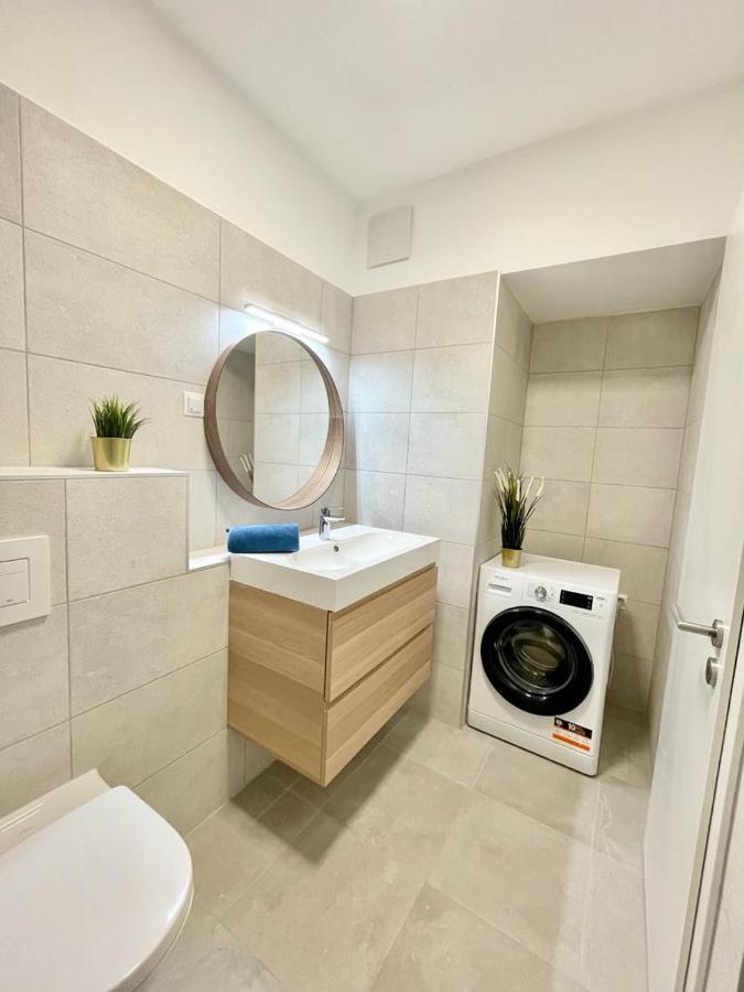 Апартаменти Penthouse Young #Freeparking Будапешт Екстер'єр фото