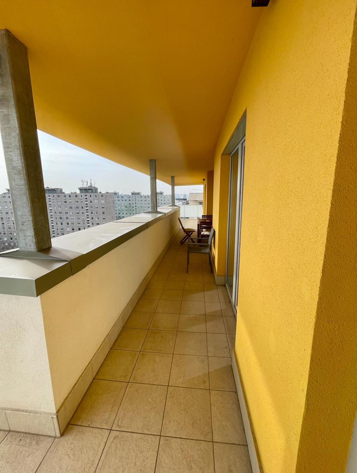 Апартаменти Penthouse Young #Freeparking Будапешт Екстер'єр фото